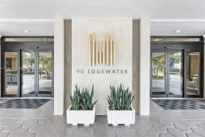 90 Edgewater Dr 305, Coral Gables