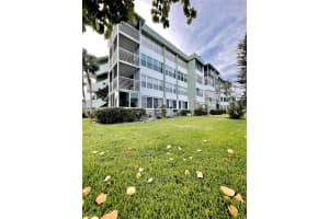 2751 Taft St 107, Hollywood