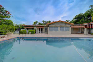 5780 Sw 53rd Ter, South Miami