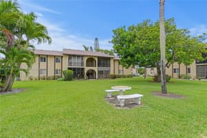 311 Pine Ridge Cir C-2, Green Acres 311 Pine Ridge Cir C-2, Green Acres