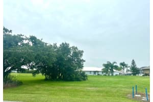 749 Duane Palmer Blvd, Sebring