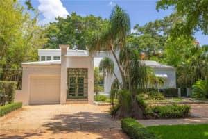 923 Catalonia Ave, Coral Gables