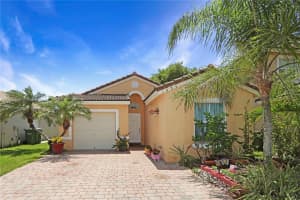 1585 Se 20th Rd, Homestead 1585 Se 20th Rd, Homestead