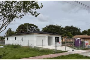 2430 Nw 22nd Rd, Fort Lauderdale