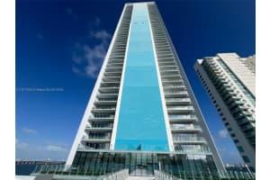 700 Ne 26th Ter 2004, Miami