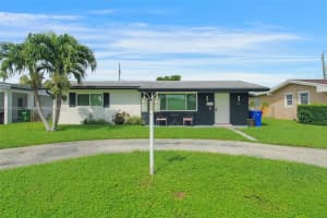 1160 Nw 79th Ter, Pembroke Pines