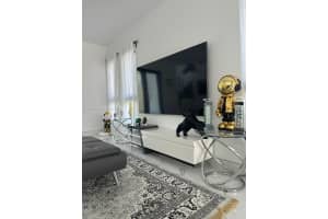 2342 Mckinley St 1, Hollywood