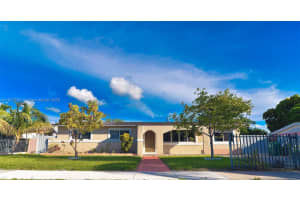240 Nw 197th St 1, Miami Gardens