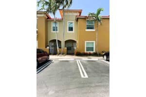 291 Lake Monterey Cir, Boynton Beach