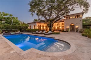 9801 Sw 60th Ct, Pinecrest