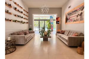 8200 Sw 92nd St, Miami