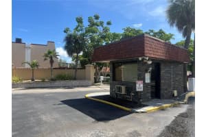 4160 Inverrary Dr 306, Lauderhill 4160 Inverrary Dr 306, Lauderhill