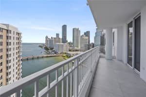 801 Brickell Key Blvd 2203, Miami