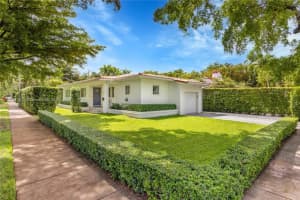 840 Algeria Ave, Coral Gables