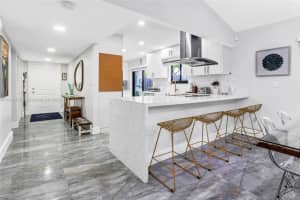 16039 Fairway Ln 113, Weston 16039 Fairway Ln 113, Weston