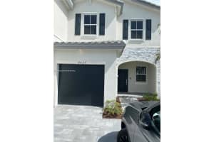 2627 Se 12th St 2627, Homestead