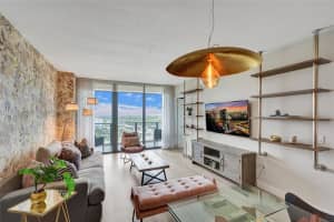 121 Ne 34th St 2512, Miami