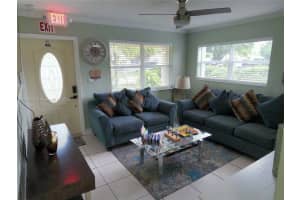 6101 Rodman St 3, Hollywood