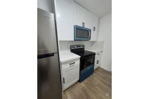 617 Nw 3rd Ave A, Hallandale Beach