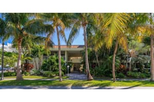 260 Sunrise Dr E, Key Biscayne