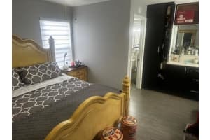 8820 Sw 123rd Ct L410, Miami