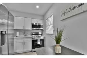 708 Sw 16th Ave 4, Fort Lauderdale