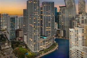 485 Brickell Ave 2009, Miami