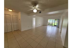 721 N Pine Island Rd 121, Plantation