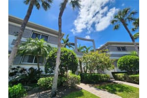1152 99th St 28, Bay Harbor Islands