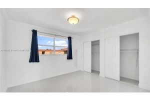 1910 W 56th St 3405, Hialeah