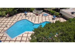 17011 N Bay Rd 909, Sunny Isles Beach