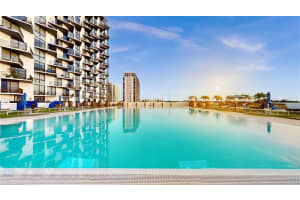 5300 85th Ave 1701, Doral