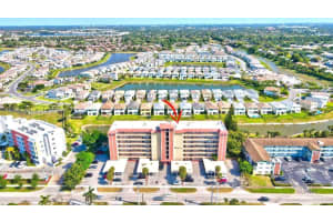 1101 Crystal Lake Dr 702, Deerfield Beach