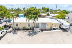 780 95th Street Ocean, Marathon