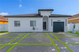 10279 Sw 227th Ln, Cutler Bay