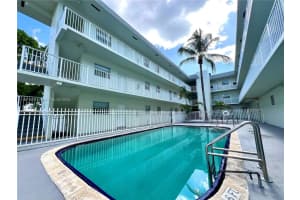 12890 Ne 8th Ave 211, North Miami
