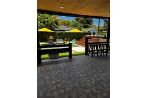 7151 Pershing St, Hollywood