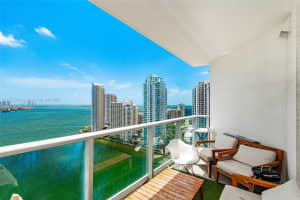 300 S Biscayne Blvd T-2612, Miami