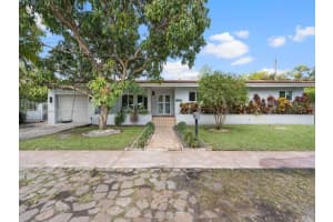 811 Trascoro Ave, Coral Gables