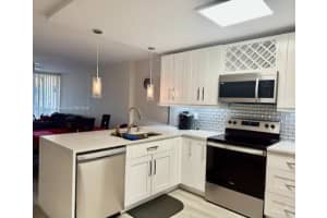 1 Royal Palm Way 203, Boca Raton