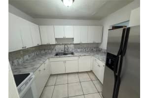 1085 W 68th St 307, Hialeah