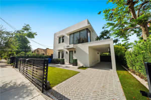 550 Nw 42nd St, Miami 550 Nw 42nd St, Miami