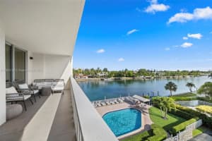 9111 E Bay Harbor Dr 4d, Bay Harbor Islands