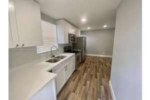 345 Ne 168th St A, North Miami Beach