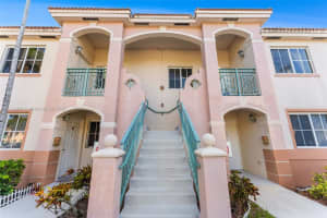 2140 Nw 78th Ave 204, Pembroke Pines