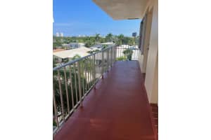 1747 Rodman St 409, Hollywood