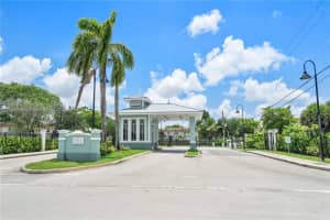 1817 Nw 54th Ter Bb4, Lauderhill