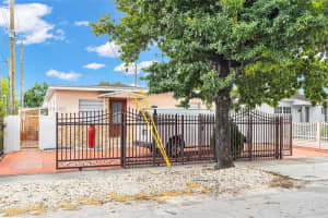 31 Sw 58th Ct, Miami