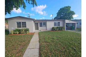 3460 Nw 1st St, Lauderhill