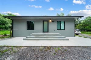 151&157 Horse Club Ave, Clewiston